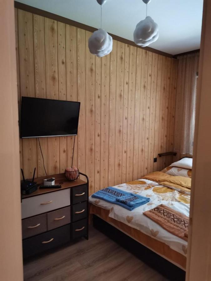 Rozina Apartman Mosonmagyaróvár エクステリア 写真